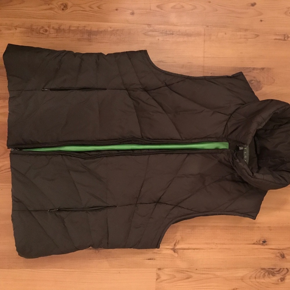 Kenneth Cole Reaction vest